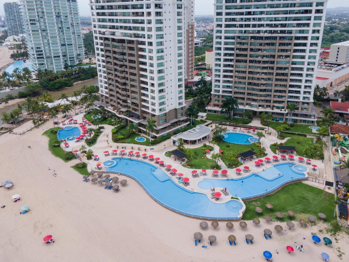 Ocean Front Condo Sleeps 4 Adults-Grand Venetian T3000-1606 Puerto Vallarta Extérieur photo