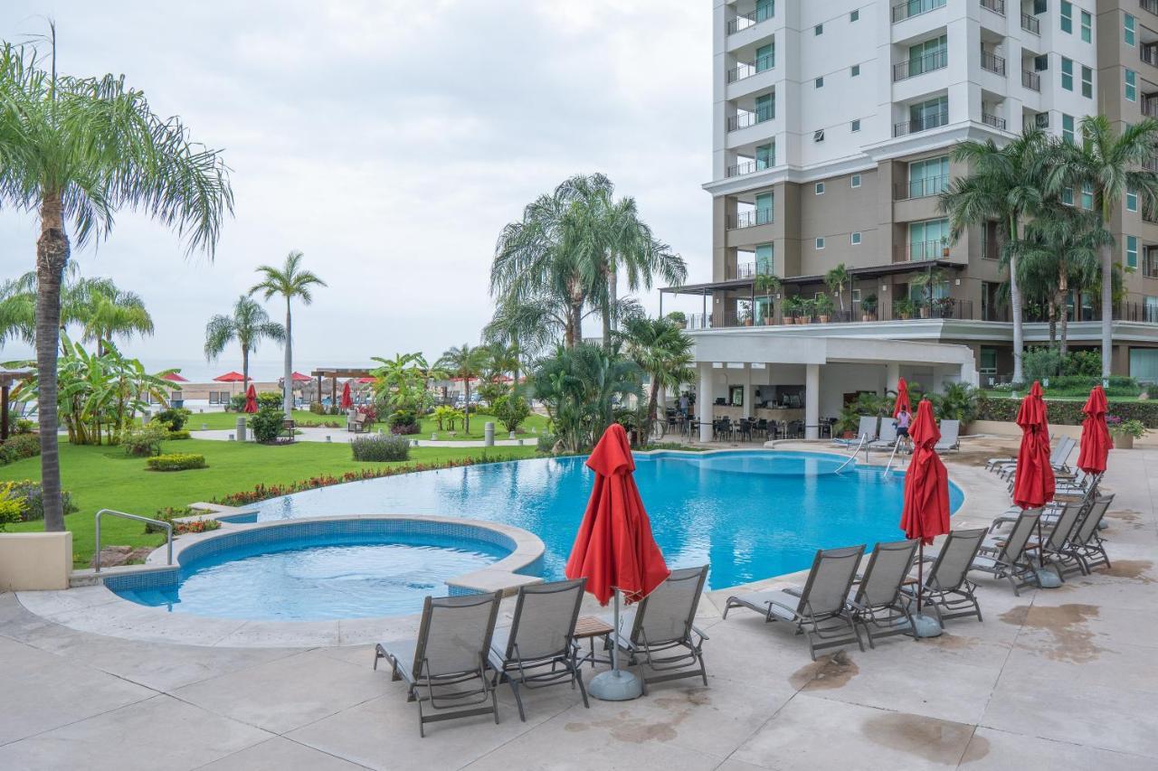 Ocean Front Condo Sleeps 4 Adults-Grand Venetian T3000-1606 Puerto Vallarta Extérieur photo