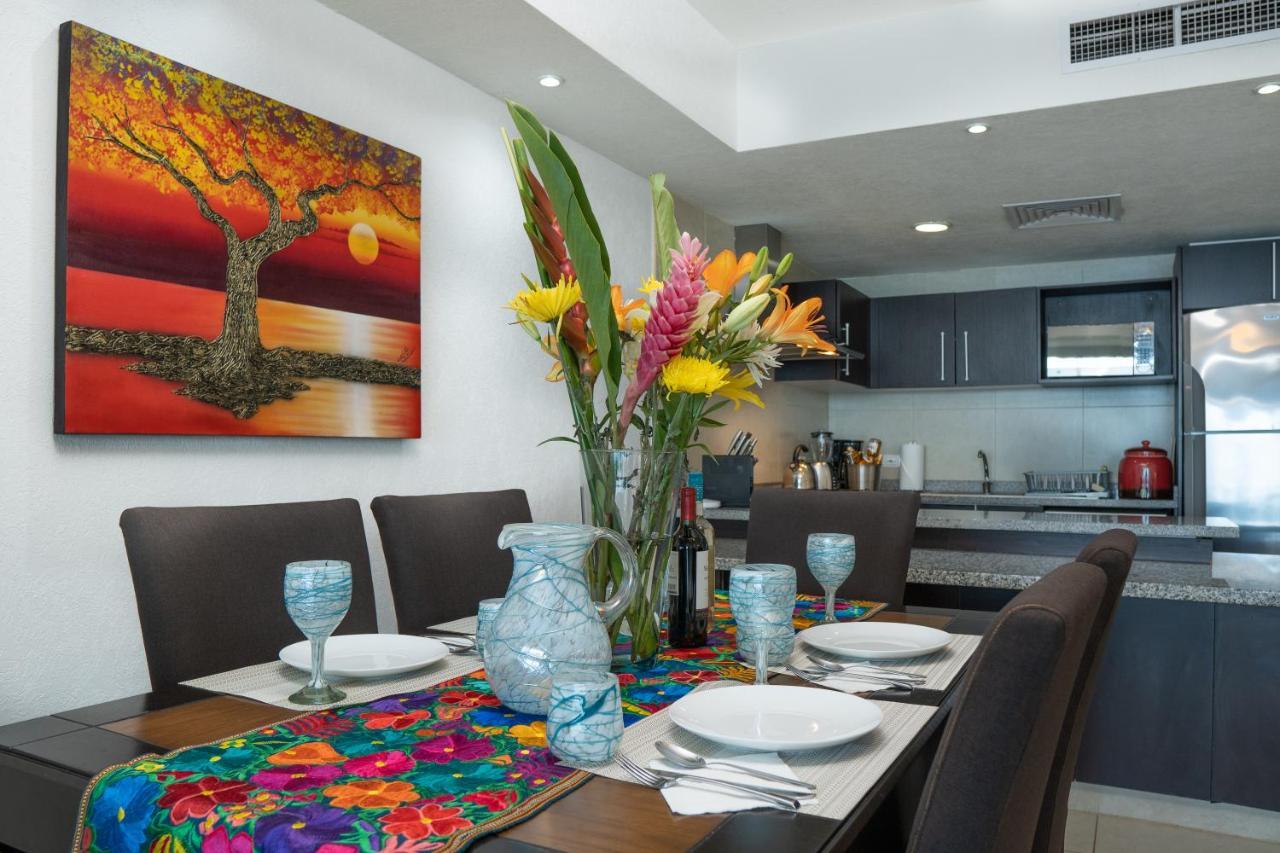 Ocean Front Condo Sleeps 4 Adults-Grand Venetian T3000-1606 Puerto Vallarta Extérieur photo